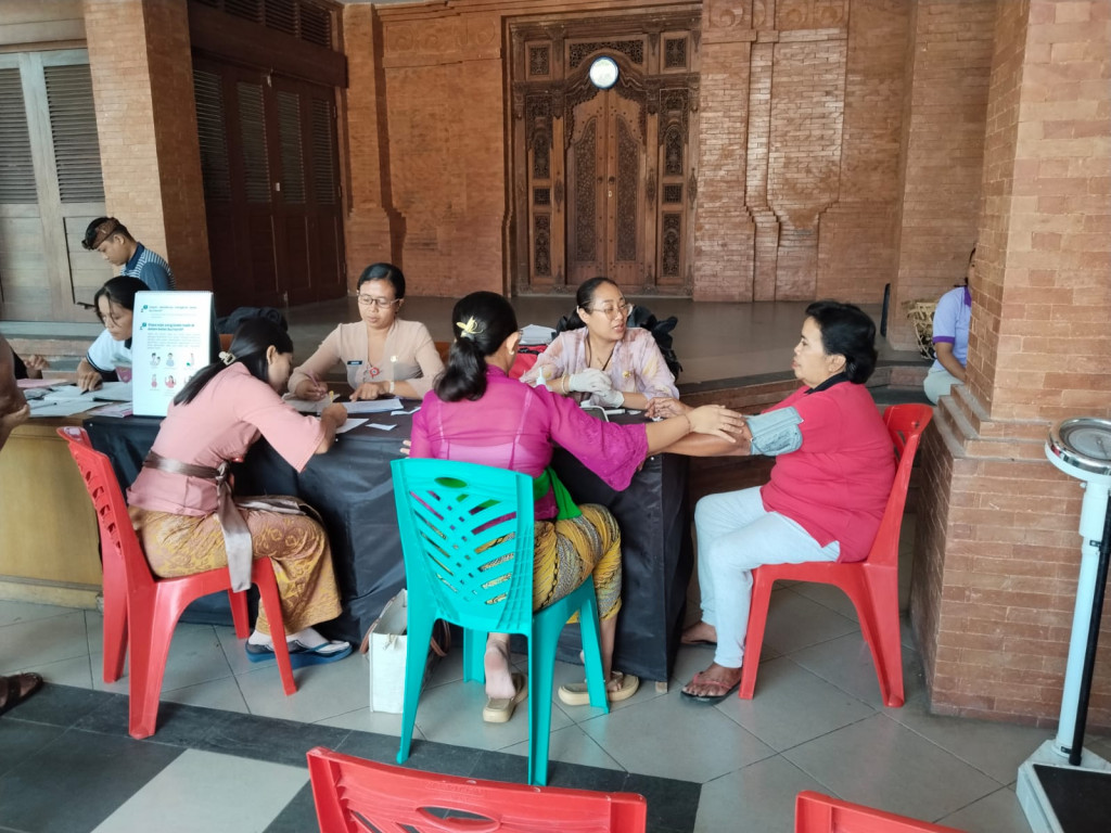 Giat Posyandu Balita & Lansia di Lingkungan Kwanji 21 Aug 2025,serta pemberian Vitamin